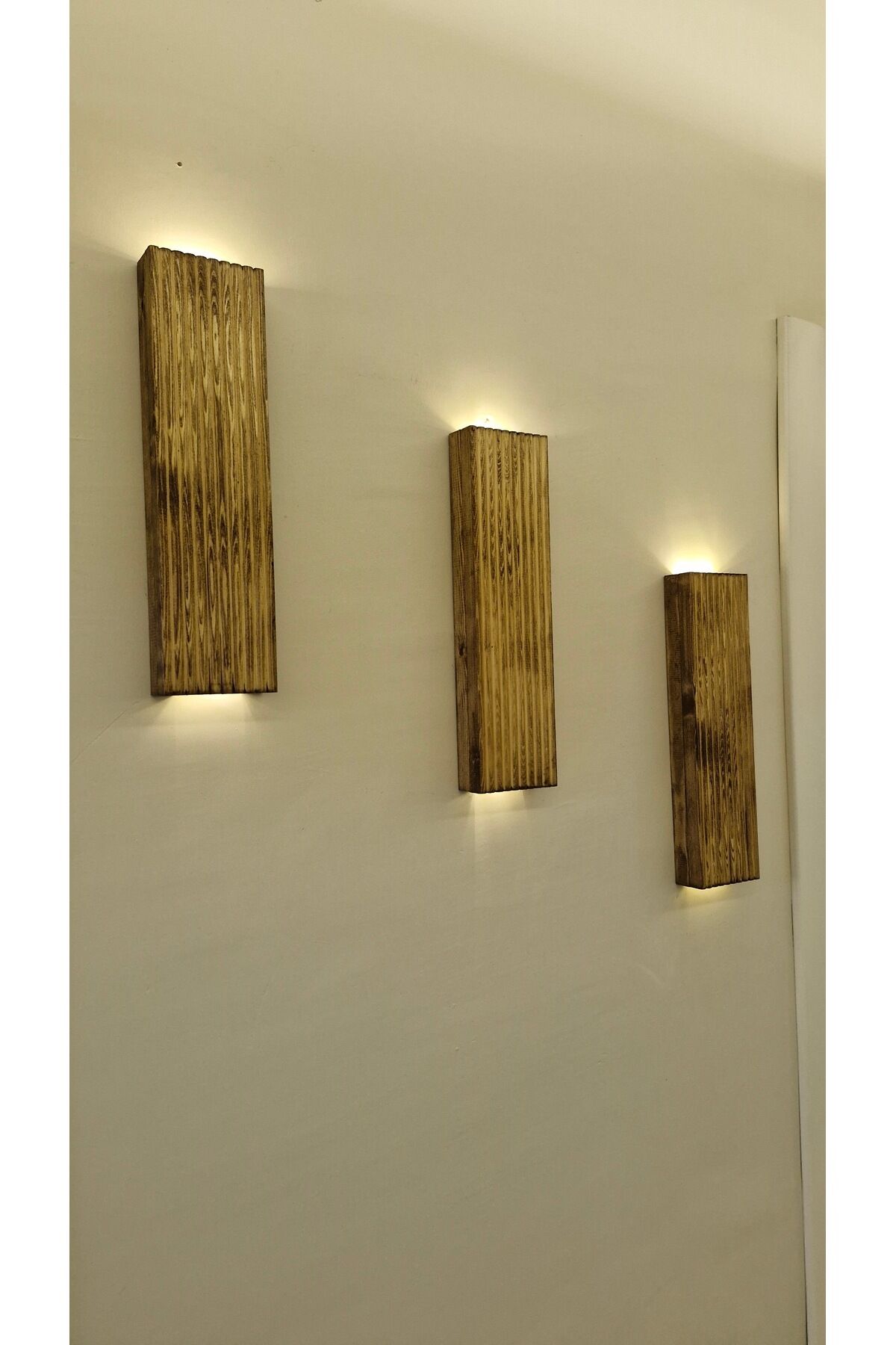  3lü Ahşap Dekoratif Peri Ledli Aplik Balkon Antre Aksesuarı Otel Cafe Villa Bohem Rustik Dekor 35cm