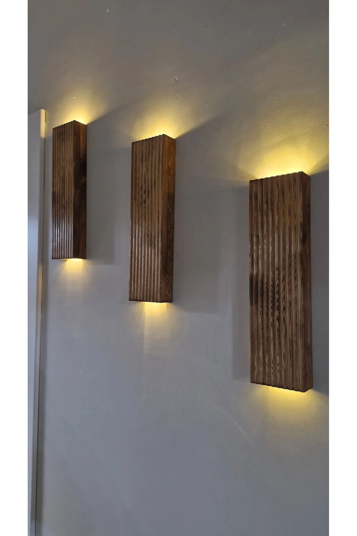  3lü Ahşap Dekoratif Peri Ledli Aplik Balkon Antre Aksesuarı Otel Cafe Villa Bohem Rustik Dekor 35cm